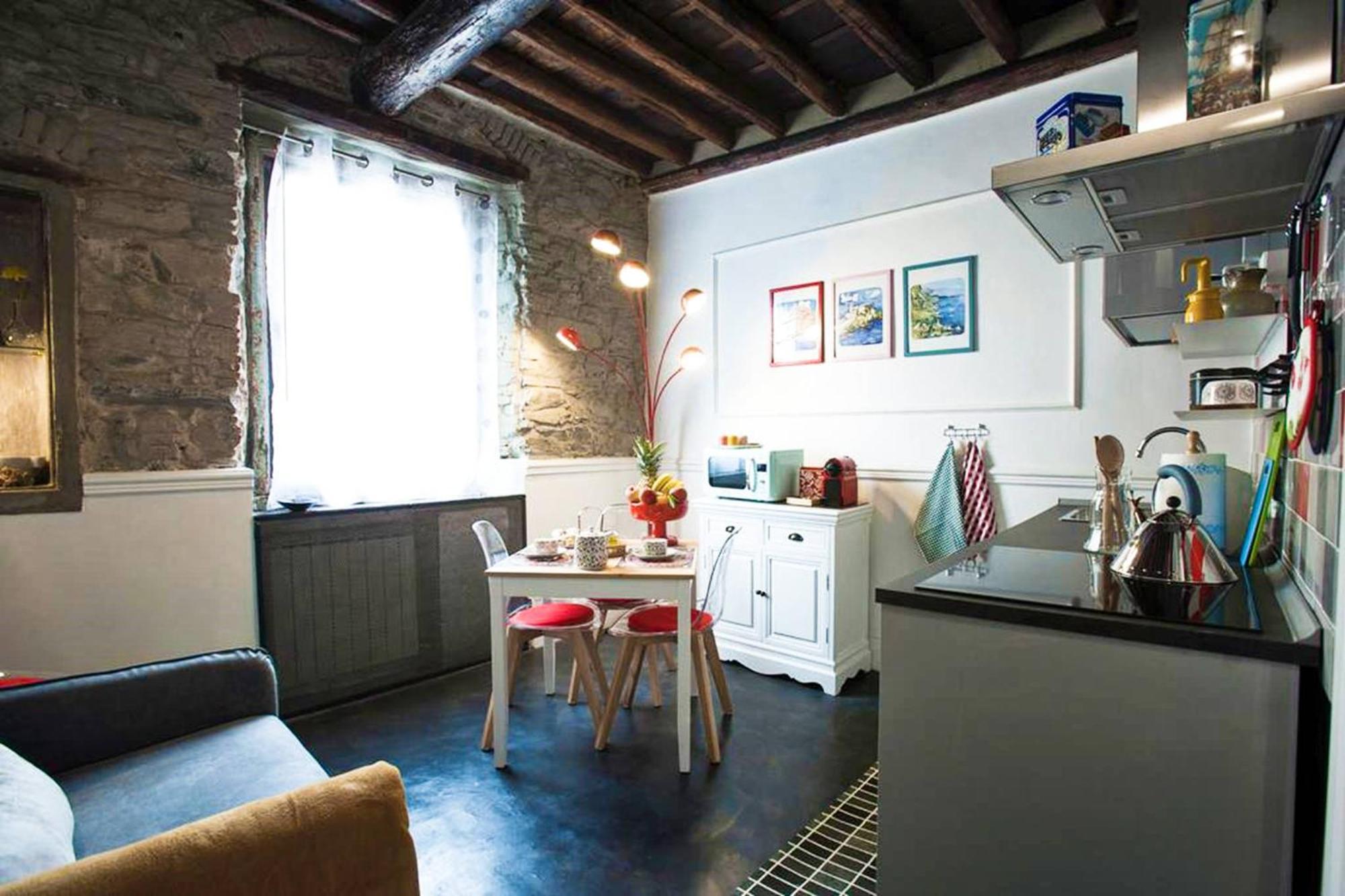 Pippi'S Aquarium Home With A/C جنوة الغرفة الصورة